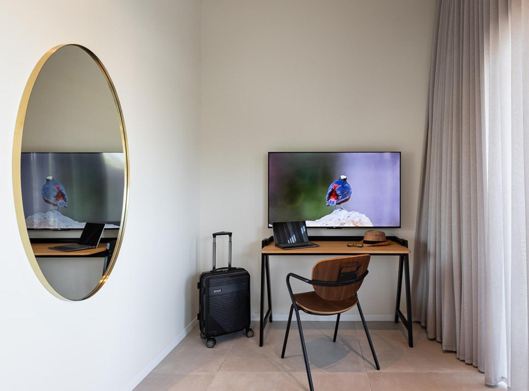 Tayo Studios & Apartments بات يام المظهر الخارجي الصورة